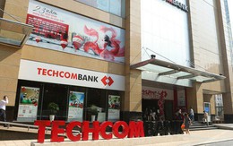 Techcombank bất ngờ báo lãi hơn 8.000 tỷ trong năm 2017, năm thứ 3 liên tiếp lợi nhuận tăng gấp đôi