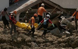 Indonesia ngừng chiến dịch tìm kiếm nạn nhân thảm họa kép: Hàng nghìn người còn mất tích