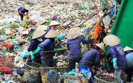 Người dân Khánh Sơn mời lãnh đạo Đà Nẵng "trải nghiệm" 1 ngày sống bên bãi rác