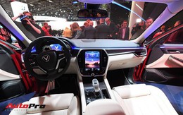 Cận cảnh nội thất SUV VinFast LUX SA2.0: Vô lăng chỉnh cơ, tích hợp điều khiển đa phương tiện và ra lệnh bằng giọng nói