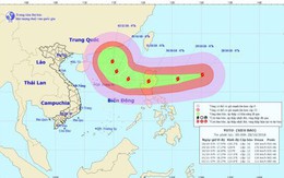 Siêu bão Yutu đang hoạt động gần Biển Đông