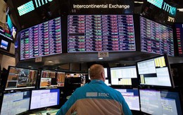 Dow Jones mất hơn 550 điểm, mọi thành quả của năm 2018 "đổ sông đổ biển"