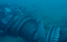 Hình ảnh kinh hoàng: Xác máy bay Lion Air nát vụn dưới đáy biển