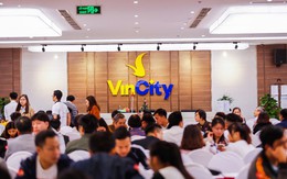 VinCity lại gây chú ý với hàng nghìn người chen chân thăm nhà mẫu tại dự án thứ 2 mang tên VinCity Sportia