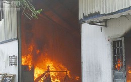 Cháy lớn công ty gỗ, công nhân nguy cơ mất việc đầu năm