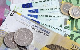 Các đồng tiền “tránh bão” tăng giá do chứng khoán Mỹ lao dốc
