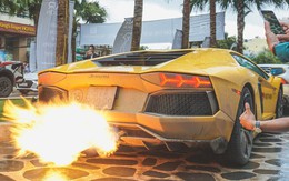 Những pha "khạc lửa" ấn tượng nhất của Lamborghini Aventador tại Car & Passion 2018