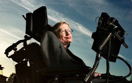 Nhìn lại cuộc đời kỳ diệu của Stephen Hawking, người ngồi xe lăn truyền cảm hứng cho cả thế giới