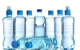 WHO vào cuộc sau nghiên cứu chỉ ra hơn 90% nước đóng chai chứa hạt nhựa
