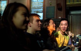 Khóa học về hạnh phúc nổi tiếng nhất ở Yale: Những lợi ích lớn bạn nên tham khảo