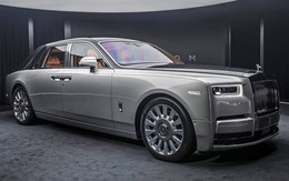 Cận cảnh Rolls-Royce Phantom VIII: Siêu xe sang khiến bạn "cách biệt hoàn toàn thế giới bên ngoài"