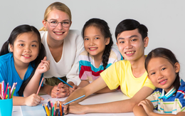 Giúp con tự tin tư duy và giao tiếp bằng tiếng Anh trong hè 2018