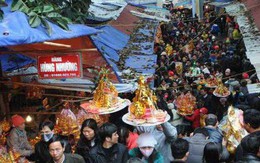 Lập Hội đồng kỷ luật Hiệu trưởng, Hiệu phó đi lễ Bà Chúa Kho trong giờ hành chính