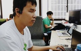 Chàng trai Việt 23 tuổi loại 400 hồ sơ, trở thành coder khiếm thị duy nhất trên toàn khu vực của Grab, làm việc tại trụ sở chính ở Singapore