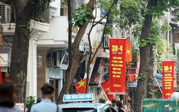 Phố phường Hà Nội rực rỡ cờ đỏ sao vàng mừng ngày thống nhất Nhịp sống Thủ đô
