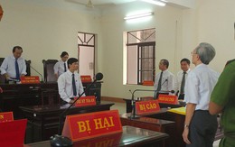 Thẩm phán xử án treo cho Nguyễn Khắc Thủy bị "khủng bố" tin nhắn