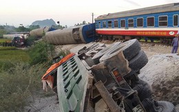 Hiện trường vụ tai nạn tàu hỏa kinh hoàng làm 2 người chết, 8 người bị thương ở Thanh Hóa