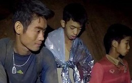 Thái Lan: HLV đội bóng mắc kẹt có thể ở lại một mình trong hang