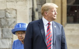 Tổng thống Trump 3 lần phá vỡ quy tắc hoàng gia khi diện kiến Nữ hoàng Anh tại lâu đài Windsor