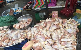 Mẹo tránh mua nhầm thịt gà thải chất lượng kém