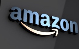 Giá trị thị trường của Amazon đạt 900 tỷ USD, đe dọa vị thế Apple