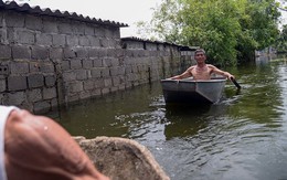 Nước lũ ngập nhà cửa tại Hà Nam, dân 9 tháng "chạy loạn" 2 lần