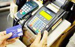 Phát hiện nhóm người nước ngoài dùng thẻ tín dụng giả mua hàng