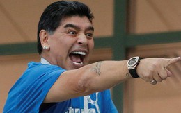 Maradona: "Tôi đã chứng kiến một vụ cướp trắng trợn trên sân bóng"