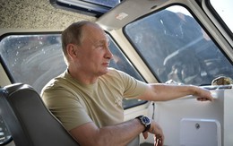 Tổng thống Putin lại gây sốt với chuyến nghỉ hè ở vùng hoang vu Siberia