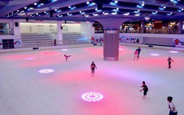 Sân trượt băng lớn bậc nhất Việt Nam trong tòa nhà Landmark 81