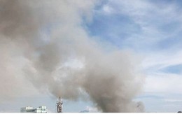 Hiện trường vụ cháy lớn, khói đen bốc cao hàng mét giữa TP Đà Nẵng