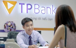 TPBank tung “bão quà tặng” cho khách hàng đến giao dịch