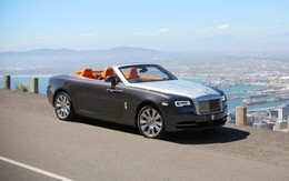 Tạm giữ 4 siêu xe Roll Royce, Ferrari, Porsche tại cảng Hải Phòng