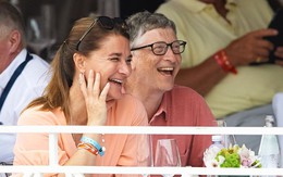 Bận trăm công nghìn việc, tỷ phú Bill Gates vẫn dành thời gian để chơi đùa với gia đình, rửa bát và đọc sách mỗi tối để tái tạo năng lượng
