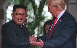 Tổng thống Donald Trump nói về ông Kim Jong-un: Chúng tôi đã "bén tình"