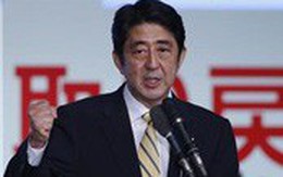 Thủ tướng Nhật Bản cam kết tăng thuế tiêu dùng bằng mọi giá