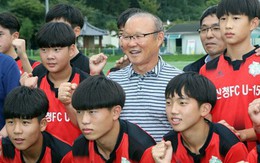 HLV Park Hang-seo lại làm “rạng danh” U23 Việt Nam khi trở về nơi chôn rau cắt rốn