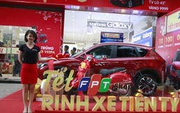 Mua điện thoại tại FPT Shop lái Mazda CX5 về nhà