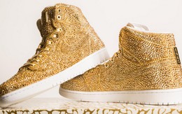 Choáng ngợp siêu phẩm giày "độ" Air Jordans được bao phủ bởi hàng ngàn viên pha lê với giá 6.500 USD