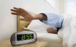 Khoa học chứng minh chỉ những người thông minh mới hay tắt báo thức 5 phút một lần rồi ngủ tiếp!