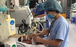 Con 13 ngày tuổi bị nhiễm virus RSV, mẹ Việt cảnh báo: "Đằng sau nụ hôn là cánh cửa bệnh viện"