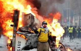 Pháp: Bạo loạn tiếp diễn, số người bị bắt tăng vọt