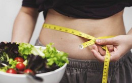Sốt xình xịch vì cách ăn kiêng giảm cả chục cân 1 tháng: Chuyên gia nói gì?