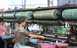 Forbes: Việt Nam hưởng lợi lớn từ cuộc chiến thương mại Mỹ-Trung