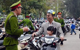 Công an Hà Nội tổ chức trông xe miễn phí trong dịp lễ Giáng sinh