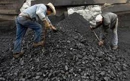 Giá than thế giới tăng mạnh trở lại