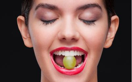 6 thực phẩm giúp răng trắng sáng