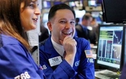 Thị trường điều chỉnh, khối ngoại mua ròng đột biến gần 600 tỷ đồng trong phiên 16/1