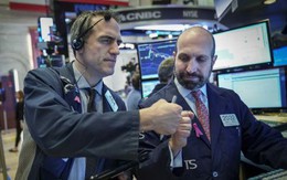 Dow Jones tăng vọt gần 750 điểm sau thông báo từ Fed