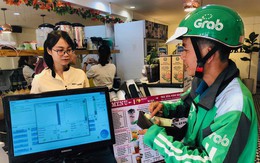 GrabFood tăng giá giờ cao điểm giống GrabBike, GrabCar: Nhà hàng nào đông khách cước phí cũng tăng